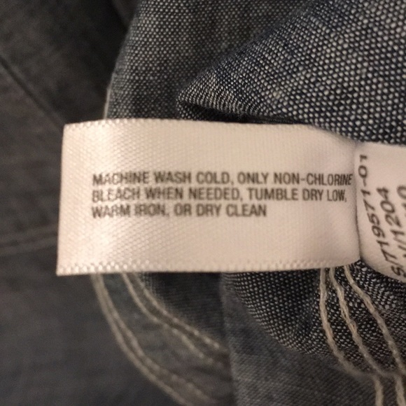 Men’s Long-sleeved Button-down Shirt. - Picture 5 of 6